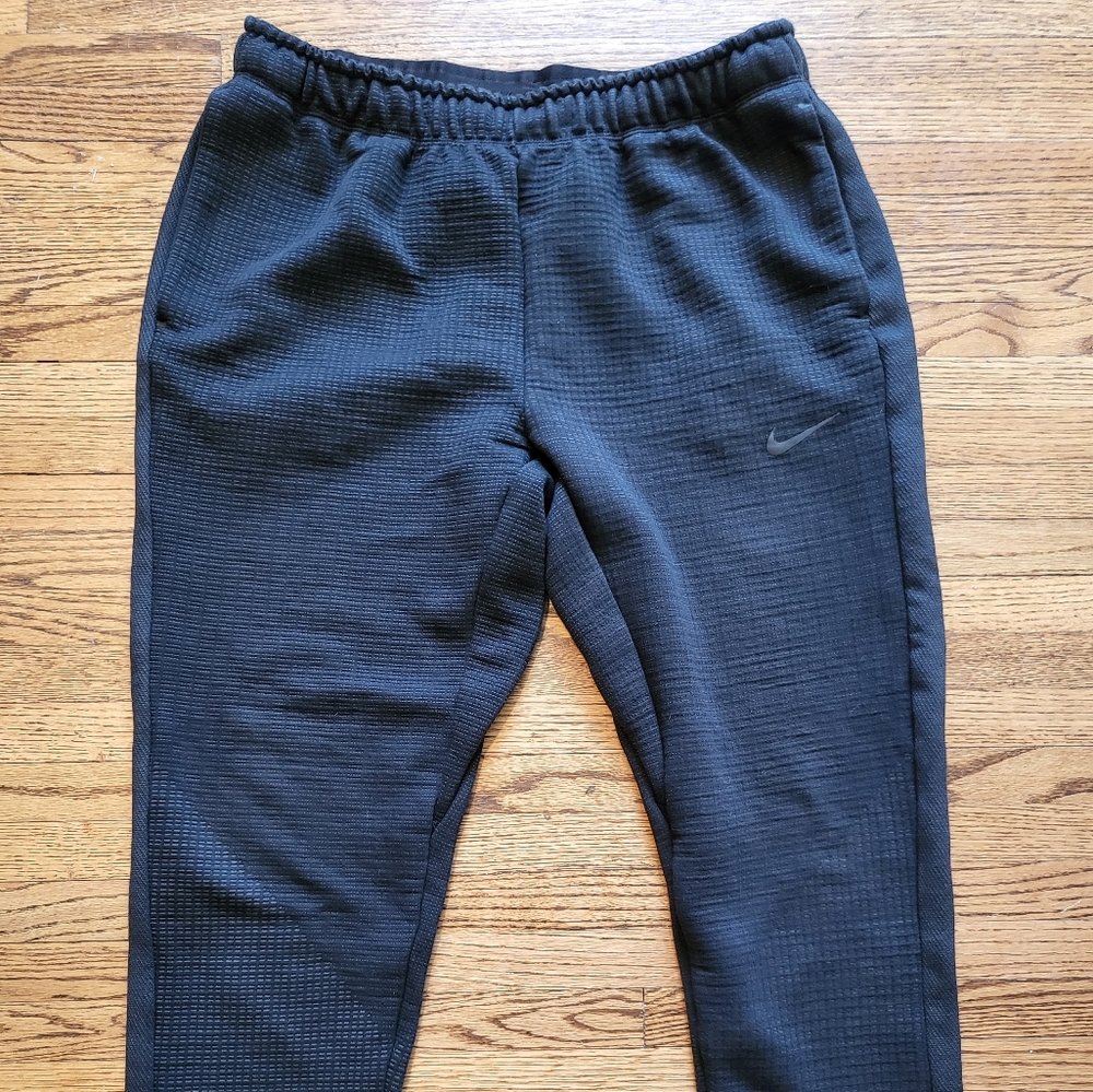 Nike Tech Jogger Pants